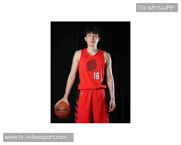 菜鸟观察杨瀚森首秀表现平平状元弗拉格手感不佳探花球员大放异彩砍下34分7篮板