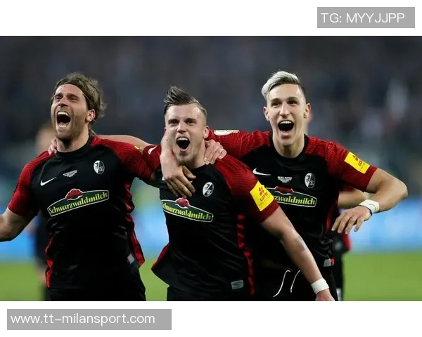 德甲最佳阵容出炉拜仁六将领衔施洛特贝克荣登榜单