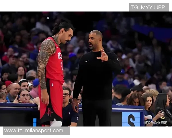 亚当斯因左脚踝手术缺席整个赛季克莱向兄弟表达早日康复的祝福